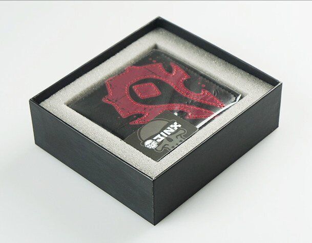 Кошелёк - World of Warcraft Horde Crest Leather Wallet (подарочная упаковка)