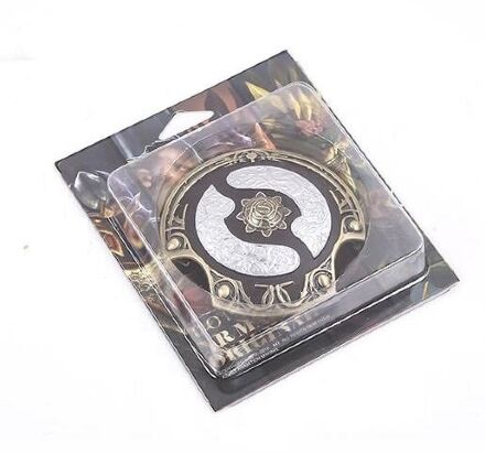 Декоративний щит Доту 2 - Aegis of Champions Dota 2 - Gold /Silver 10 см метал