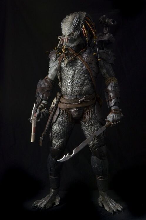 Фигурка - Elder Predator 1/4 Scale Action Figure (NECA) 48 см.