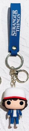 Брелок підвіска на рюкзак Stranger Things Dustin 3D Keychain Дуже дивні справи Дастін