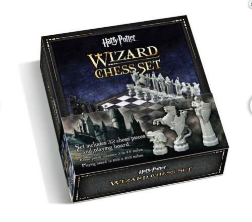 Шахматы Harry Potter Wizards Chess Set The Noble Collection