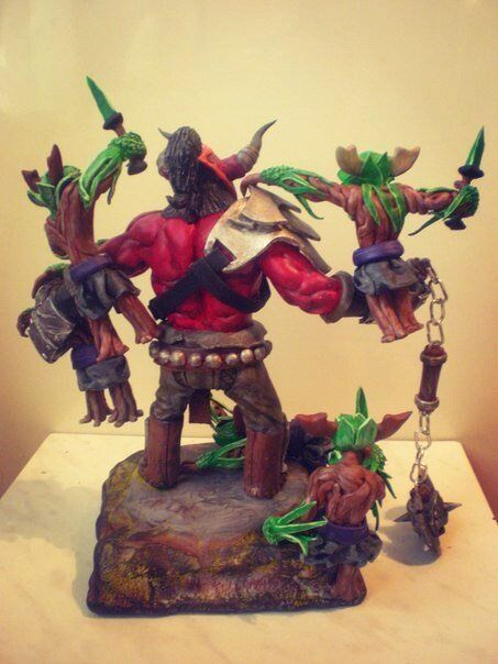 Статуэтка Dota 2 Axe in battle