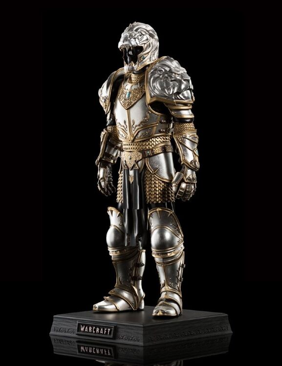 Статуэтка Warcraft - ARMOUR OF KING LLANE by WETA
