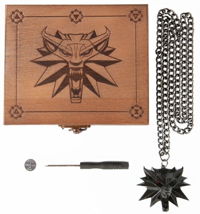 Медальон Ведьмак Witcher 3 LED Eyes Medallion + подсветка глаз