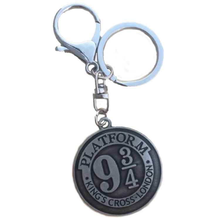 Брелок Harry Potter Hogwarts express Платформа 9 3/4 Гарри Поттер (цвет серый)