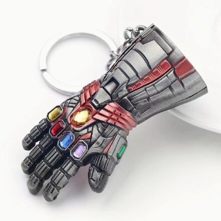 Брелок Marvel Keychain Рукавичка нескінченності залізної людини Танос 8 см.