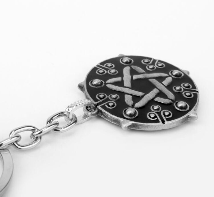 Брелок Yennefer Ведьмак (The Witcher) метал