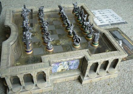 Шахи Володар кілець The Lord of the Rings Chess Set