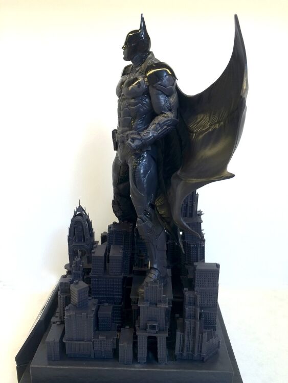 Статуэтка - Batman Arkham Knight Limited Edition Statue