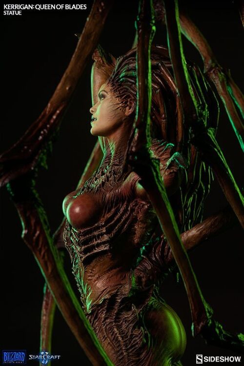 Коллекционная статуэтка StarCraft - Kerrigan Polystone Statue