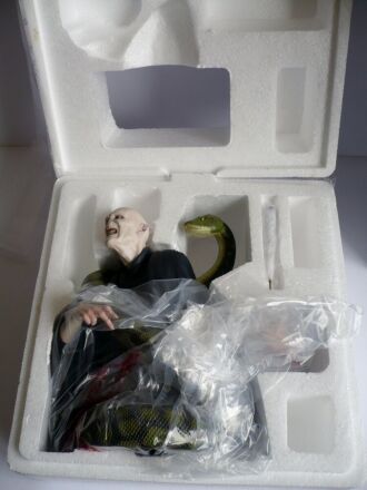 Фігурка Harry Potter Lord Voldemort Bust Gentle Giant