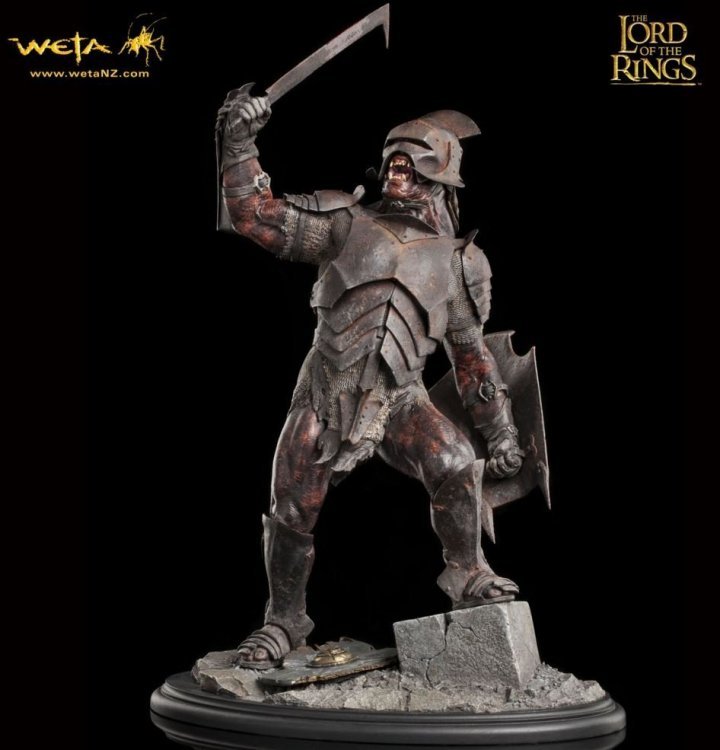 Статуэтка The Lord of the Rings Uruk-hai swordsman Statue (Weta Collectibles)