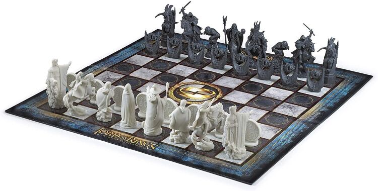 Шахматы Властелин колец Lord of The Rings Battle for Middle Earth Chess Set (The Noble Collection)