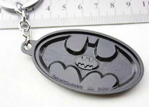 Брелок Batman Dark Knight Metal Keychain (цвет чёрный)